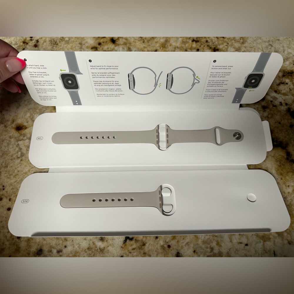 Apple Watch Sport band in Stone 40mm